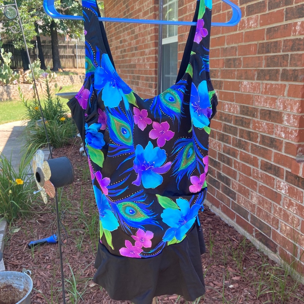 One piece bathing suit